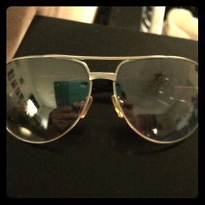Jessica Simpson aviators
