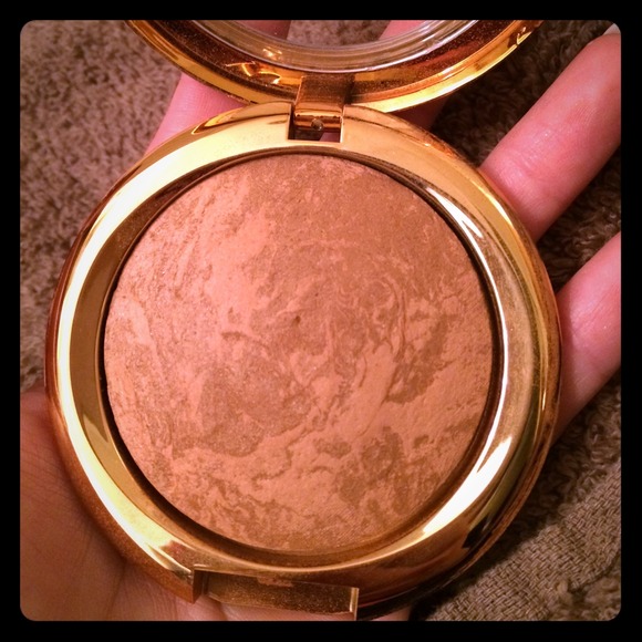 VS bronzing powder