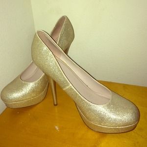 Glitter pumps ✨size 10
