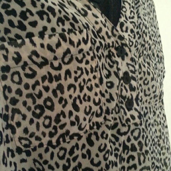 Top - Picture 2 of 3