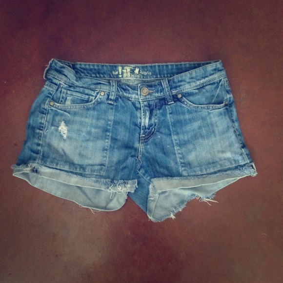 Jean shorts!