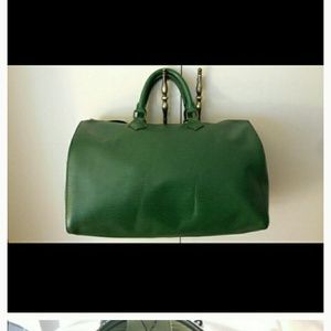 Louis Vuitton Speedy 35 in epi green