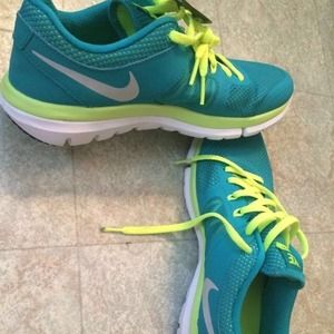 Nike 2014 free fun flex