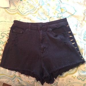 BDG HIGH RISE CHEEKY BLACK SHORTS