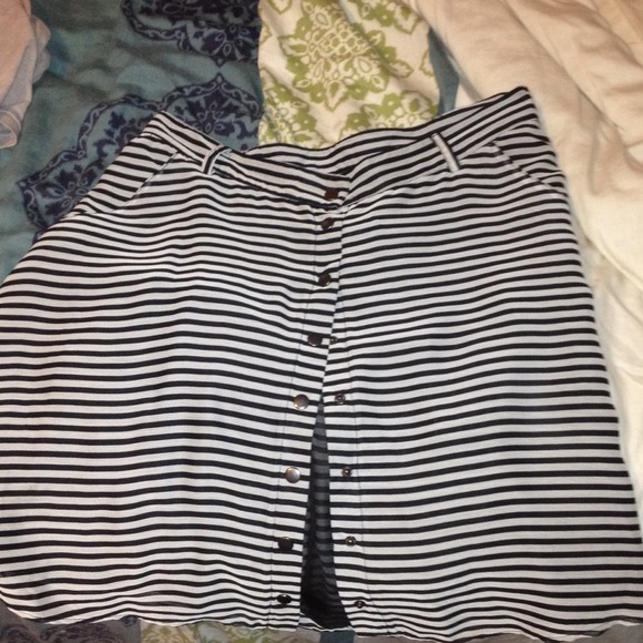 Striped skirt