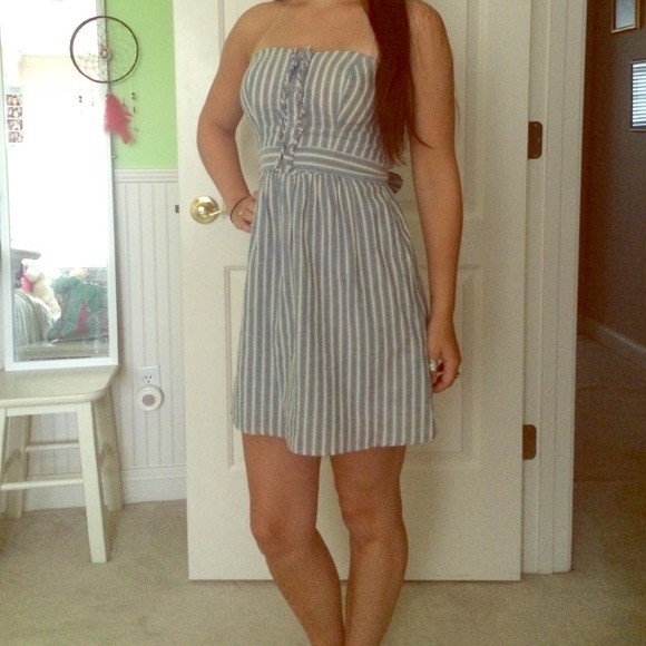 Light blue/white striped cute strapless sun dress