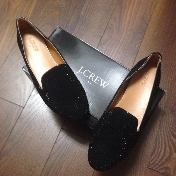 Shoes - loafers