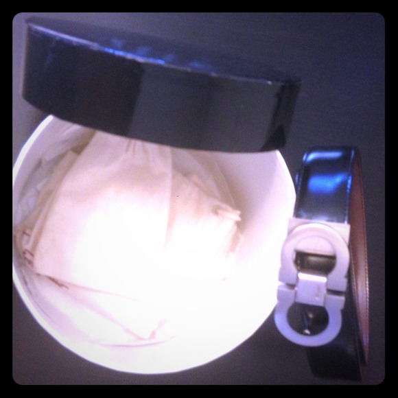 Men's Ferragamo Belt revisable