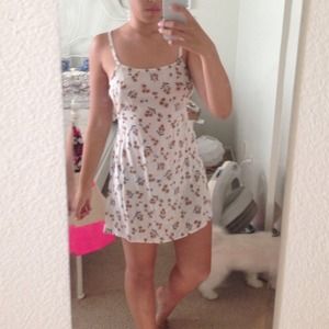 Brandy Melville Rin Dress