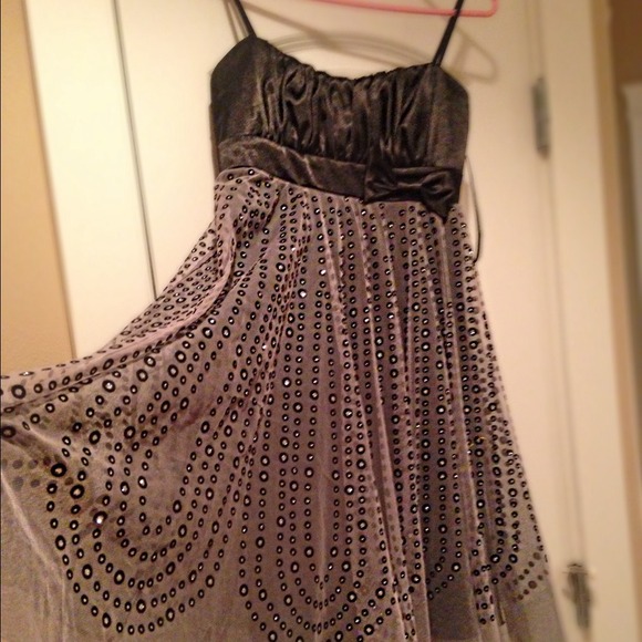 Formal sparkle dress - Picture 2 of 3