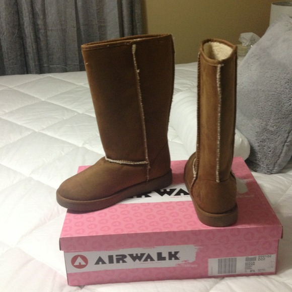 Airwalk Shoes - 💥Brand new💥 Airwalk boots