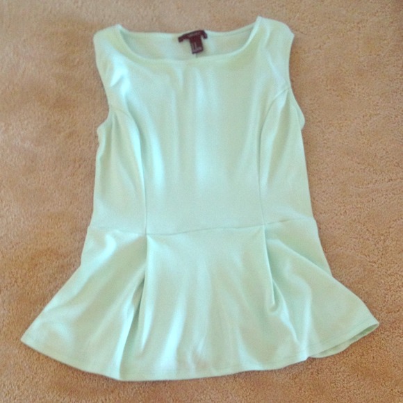Cutesy Teal Forever 21 Peplum Top. NEVER WORN!!!