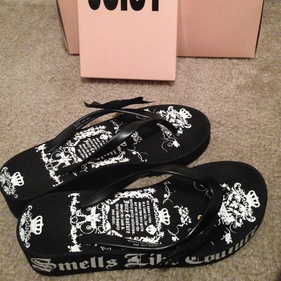 Juicy flip flops