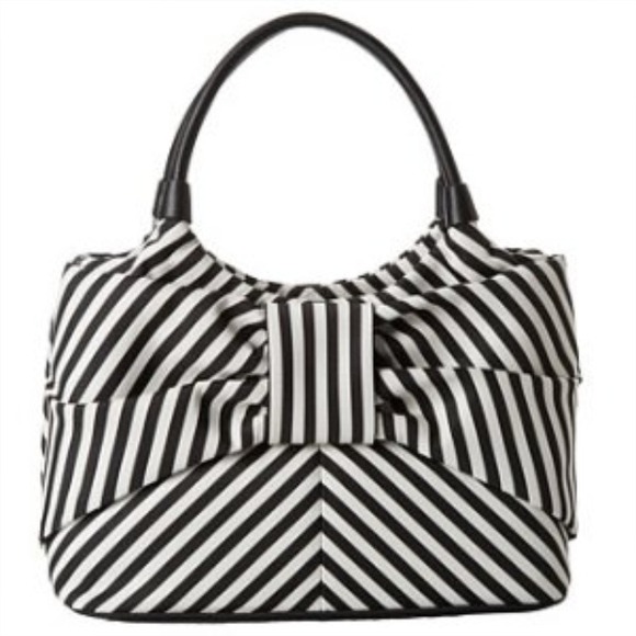 👀Looking for this one!!!👜