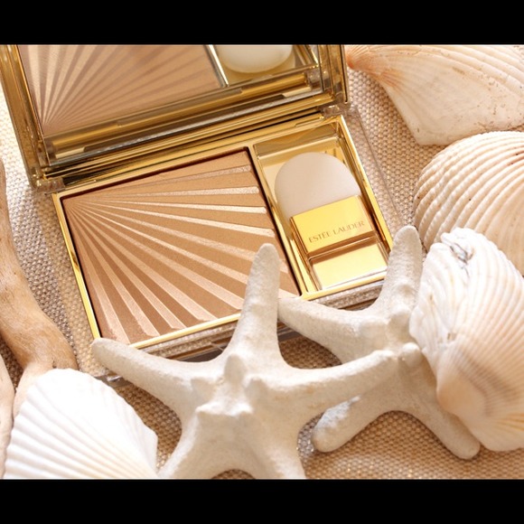 🎀🎀Estée Lauder Heat Wave Highlighter🎀🎀