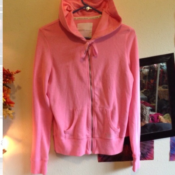 ❤️Pending sale?❤️I💖Victoria's Secret" hoodie - Picture 2 of 4