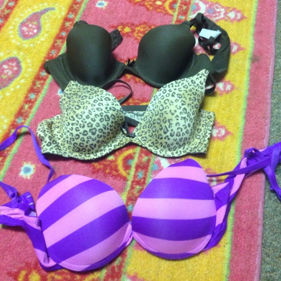 32 A bras brown and cheetah Jessica Simpson