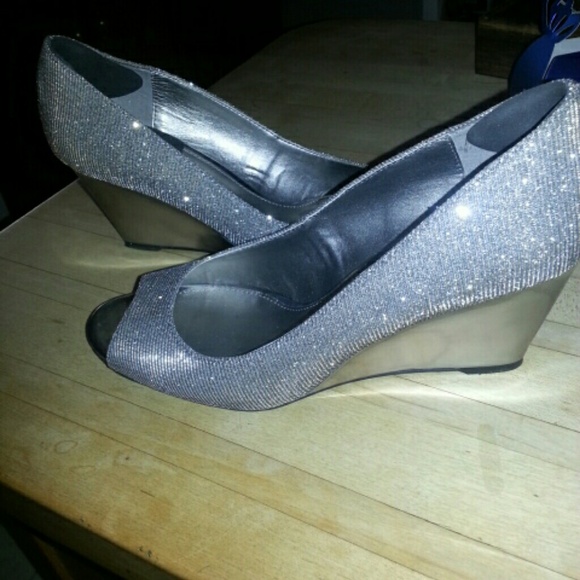8.5  silver wedge peep toe shoes