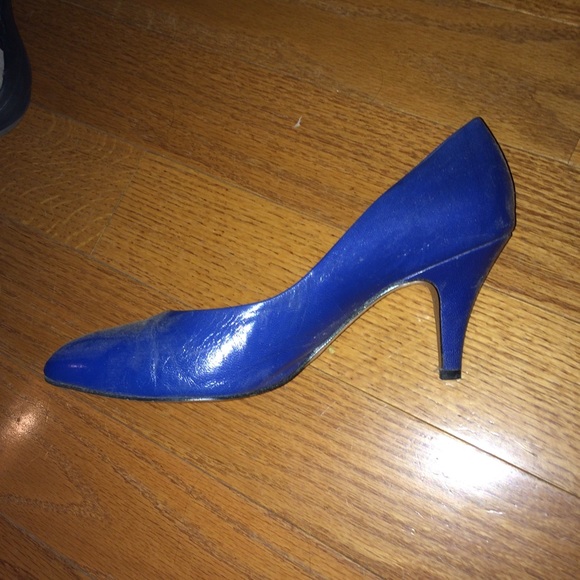 Imperial pointed blue heels - Picture 2 of 2