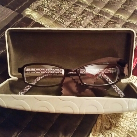 AUTHENTIC Coach Reading frames