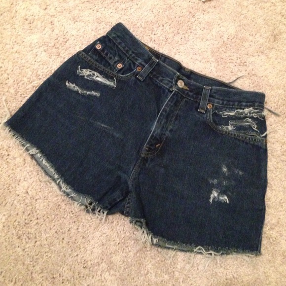 Distressed mid waist shorts