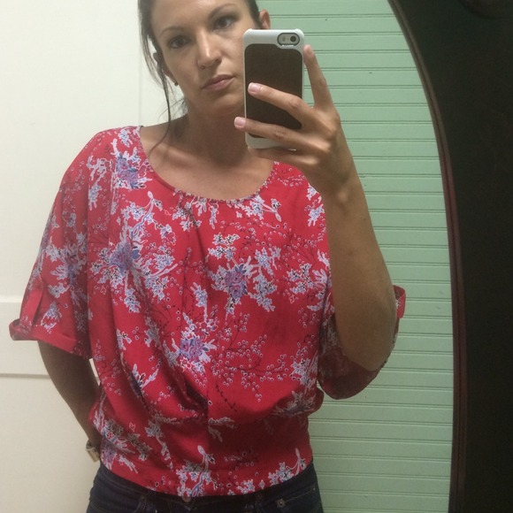 Kimono-like floral blouse