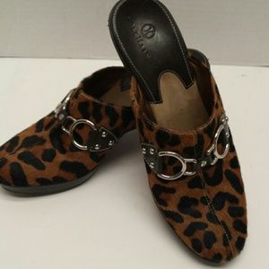 Womens cole haan clog mules cheetah print 8.5