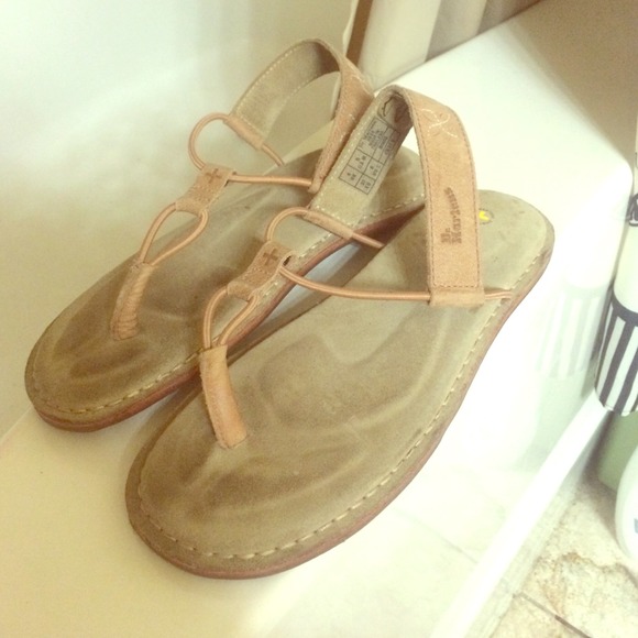 Worn twice air cushion sole Dr Marten Sandals - Picture 1 of 1