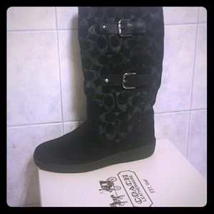 Authentic Coach Tinha Boots