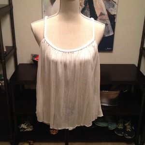 AE white loose-fitting top w. braided straps