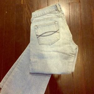 Awesome boot cut jeans!