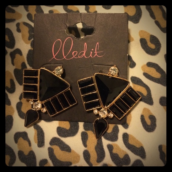 Black and gold earrings