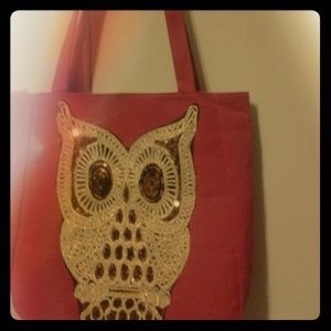 Red tote with beautiful gold application
