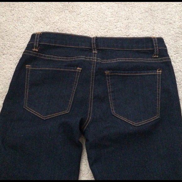 ❎SOLD!❎ Forever 21 Skinny Jeans - Picture 3 of 4