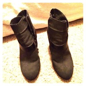 Ankle boots