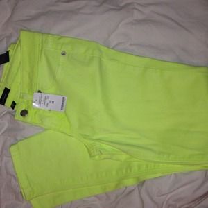 bebe neon