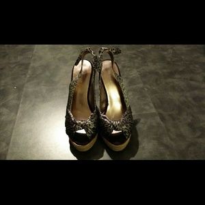 Nine West leopard print sandals