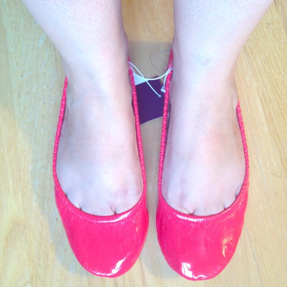GAP Shoes - LAST CHANCE💥 NWT Gap Coral Ballet Flats