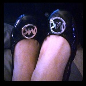 Authentic Michael Kors ballet flats size 7 1/2