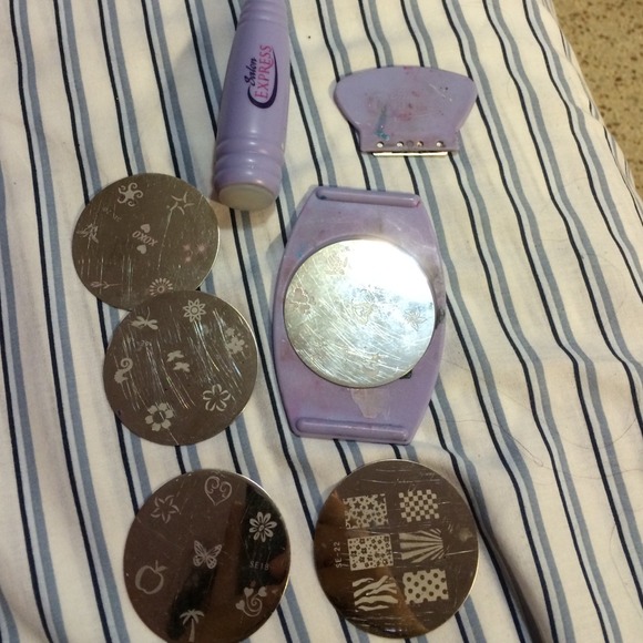 Nail design stamper