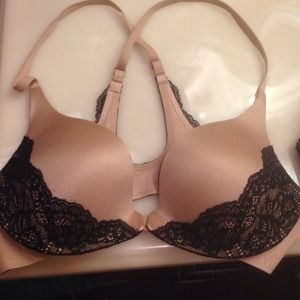 NWOT VS Incredible Racerback