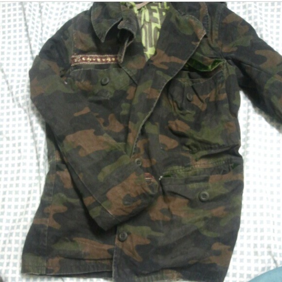 Camo coat - Picture 1 of 2