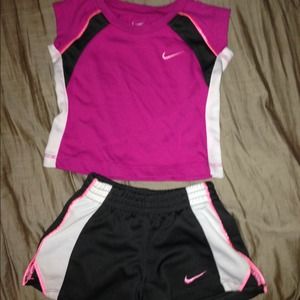 Nike Toddler Girl Outfit