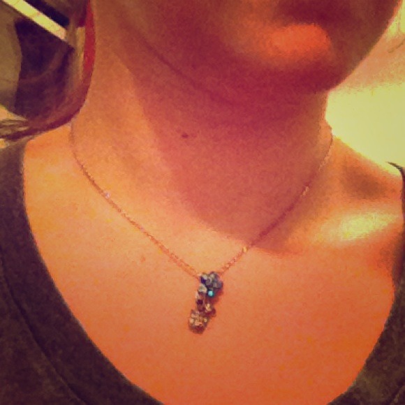 Blue flower pot necklace