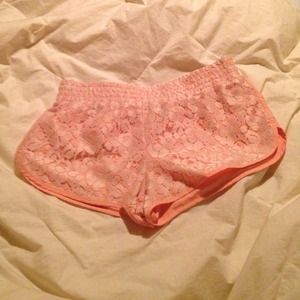REDUCED NWOT Vera Wang Lace Shorts! 💖