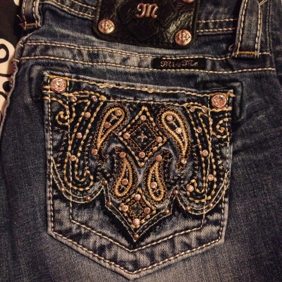 SOLD - Picture 2 of 3