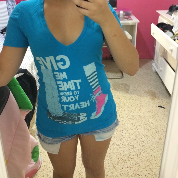 Zumiez V neck in blue