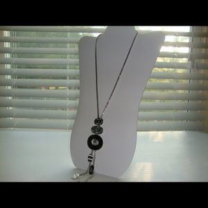 Blk/Silver Necklace