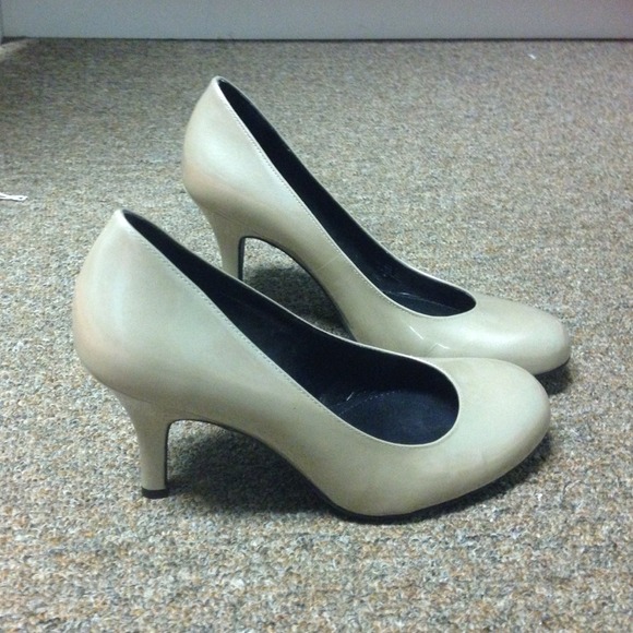 High heels neutral color.