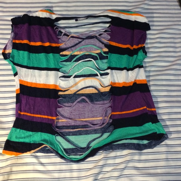 Colorful shirt - Picture 2 of 2
